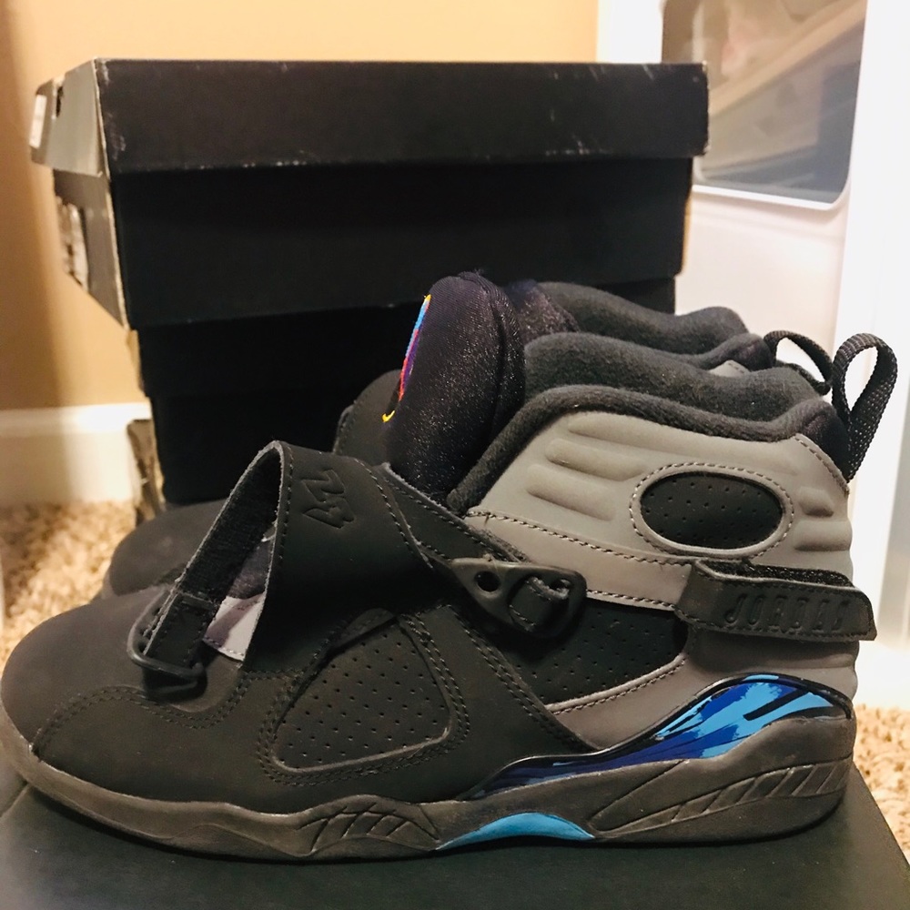 Jordan 8 - Picture 2 of 3